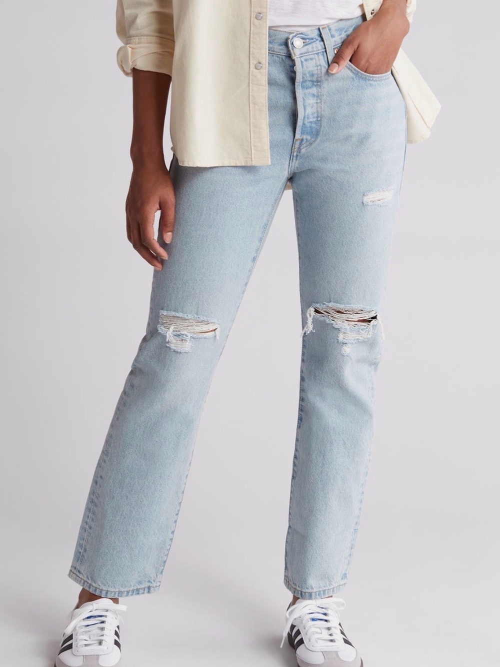 Levi’s 501 Original High Rise Straight Leg Ripped Jeans 28x30 NWT